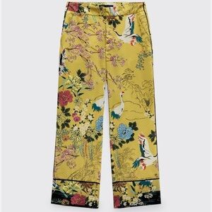 Zara Floral Bird Print Yellow Trousers 
Size S